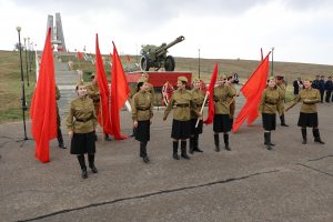 Астраханские и Калмыцкие поисковики на митинге в пос. Хулхута Яшкульского района Республики Калмыкия